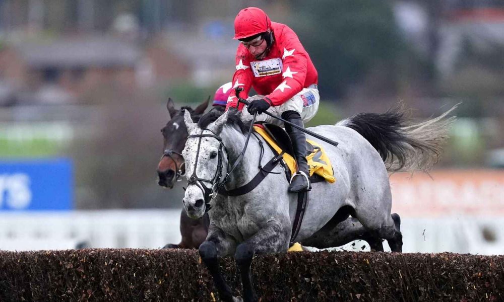 L'eau Du Sud ridden by jockey Harry Skelton on their way to winning the Betfair Henry VIII Novices' Chase